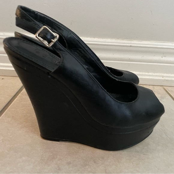 Black wedges - Shoes for any occasion - Picture 3 of 7